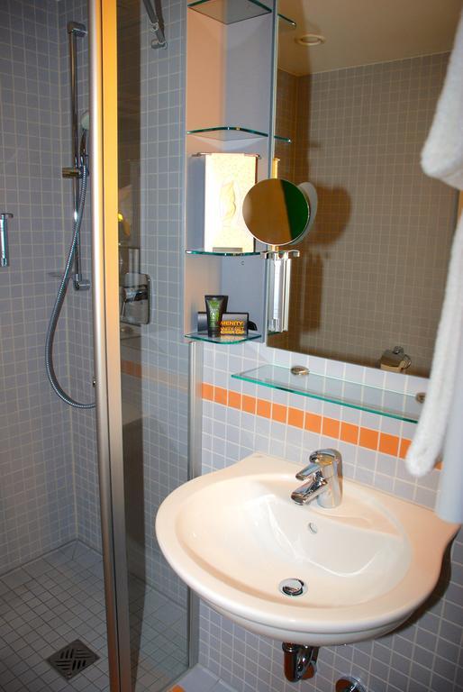 Hezelhof'S Radl-Hotel Wassertrüdingen Δωμάτιο φωτογραφία